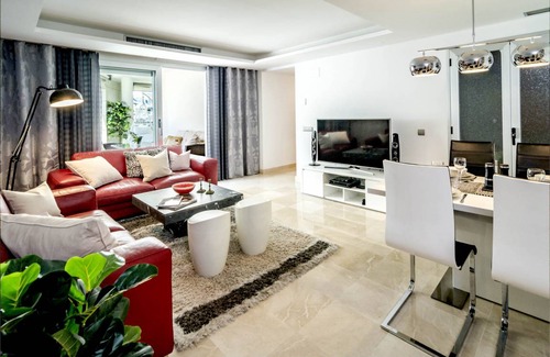 San Pedro de Alcántara Apartamento | 190 m² Apartamento ∙ 3 habitaciones ∙ 6 huéspedes
