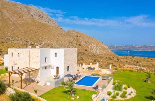 Megala Chorafia Villa | 190 m² Villa ∙ 4 habitaciones ∙ 8 personas
