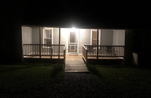 Seymour Casa | 1900 Farm House directly between Pigeon Forge and Knoxville
