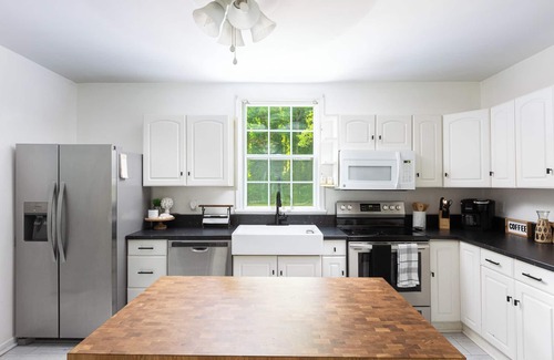 Cape Charles Casa | 1903 By the Sea - Minutes from Cape Charles