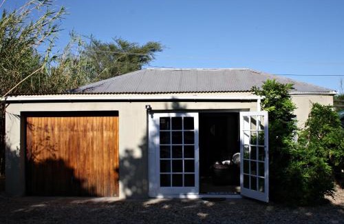 Tulbagh Apartamento | 1920s Charm on Waveren