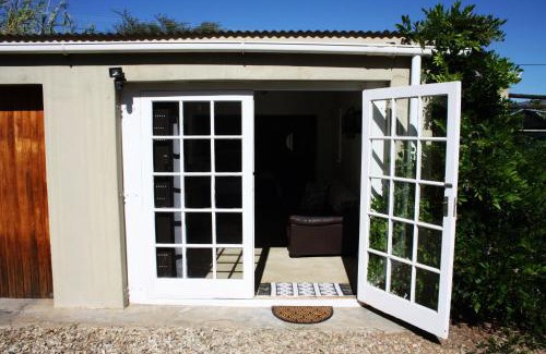 Tulbagh Apartamento | 1920s Charm on Waveren