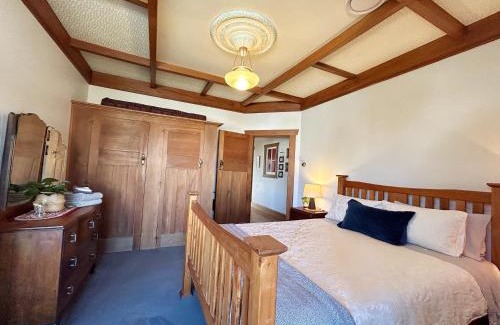 Whanganui Casa | 1920s Stay in Whanganui