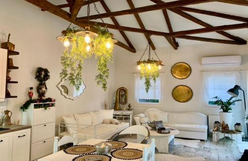 Volos Villa | 1922 Epoch Harmony Oikia