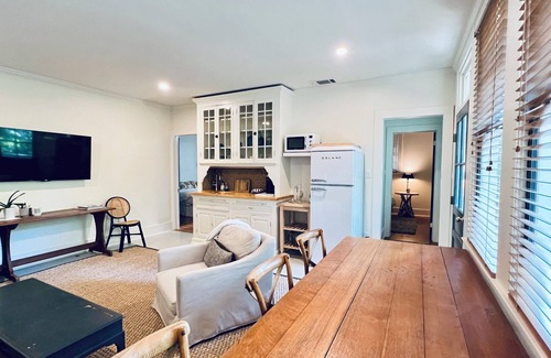 Covington Cabaña | 1926 Guest Cottage at River Landing