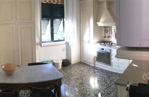 Bogliasco Villa | 1930 casa encantadora con jardín y frente al mar