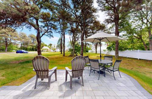 Bass River Casa | 1930s Guest House