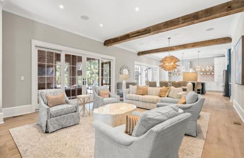 Vanderhorst Plantation Casa | 194 Ballybunion Drive by Akers Ellis Rentals