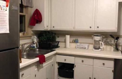 Katy Casa | 1940's Charming Home w/Lake-Park View in Quiet, very Family Friendly Area