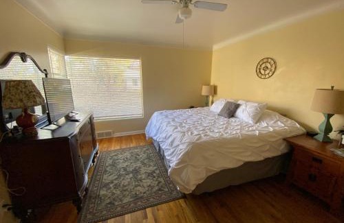 Idaho Falls Casa | 1949 Sweet Sage House, CLOSE to Airport, Temple and Highway