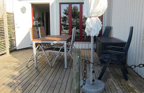 Byxelkrok Casa | 1A, Stuga med 50m till strand