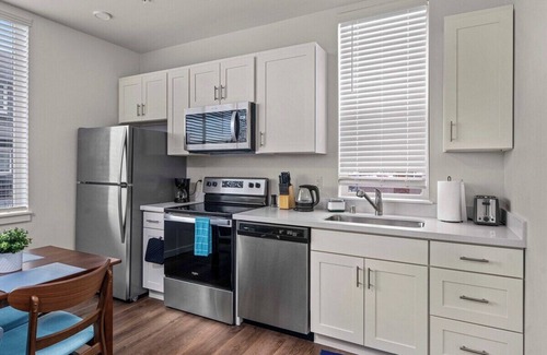 South Tacoma Apartamento | 1BD/1BA Cozy Tacoma near McChord Air Force Base