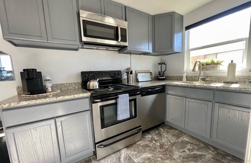 Englewood Apartamento | Stylish Mid-Term Rentals: Your Home Away from Home in Denver