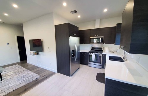 Northridge Apartamento | Nueva acogedora casa de huéspedes 1BD / 1BTH, cerca de CSUN