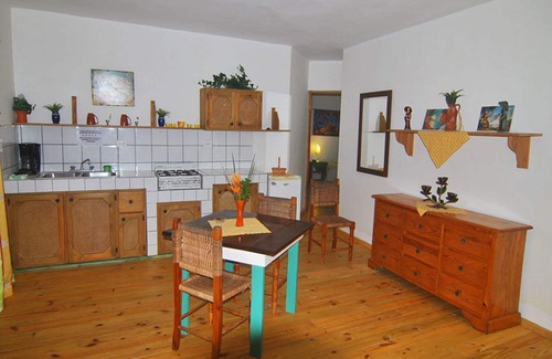 ProCab Apartamento | 1BD condo in lush tropical settings, near shops/beach/restaurants