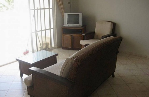 ProCab Apartamento | 1BD condo near beach, in gated residence with pool