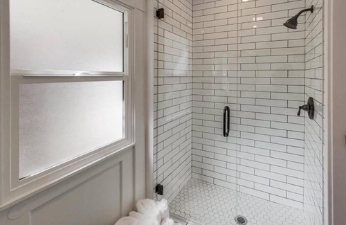 North Park Casa | 1Bd Craftsman 15 min to Beaches, Zoo, Balboa Park