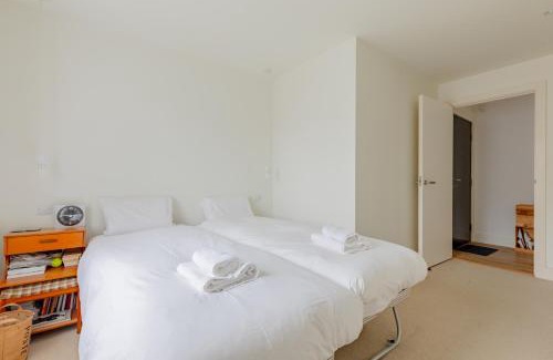 Finsbury Park Apartamento | 1BD Flat in Finsbury Park with Direct City Access
