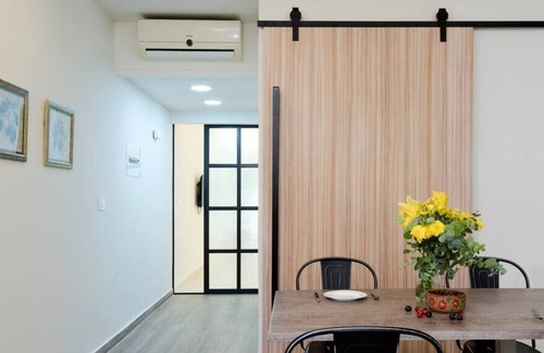 Mar Mikhael Apartamento | 1BD Rmeil Apartment / POWER 24HR