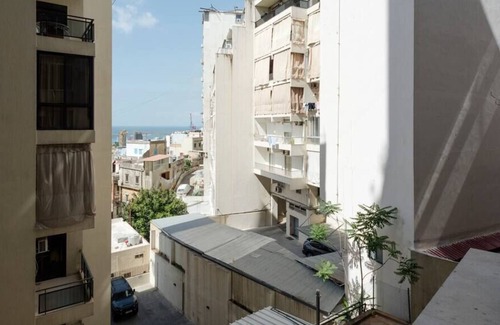 Mar Mikhael Apartamento | 1BD Rmeil Apartment / POWER 24HR