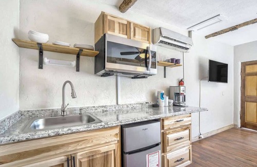 West Colorado Springs Apartamento | 1bd Suite Close to Hiking & Biking