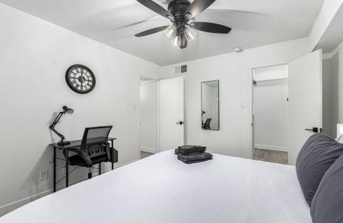 Los Olivos Apartamento | 1bd1bathking Bed,pool,central,wifi,wd