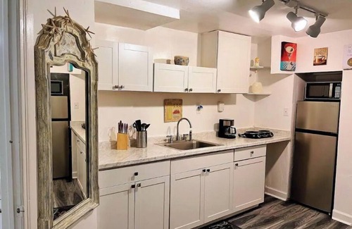 Springfield Apartamento | 1bdr/1bthr near JAX downtown pet friendly 124B