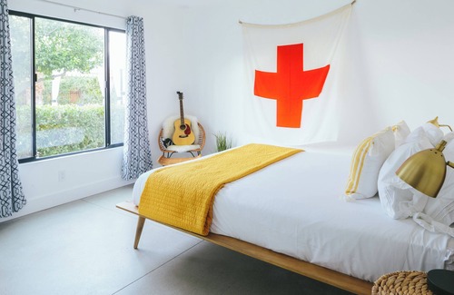 Warm Sands Hotel | 1BDR Suite | Boutique Hotel w/ Pool | Hotel El Cid