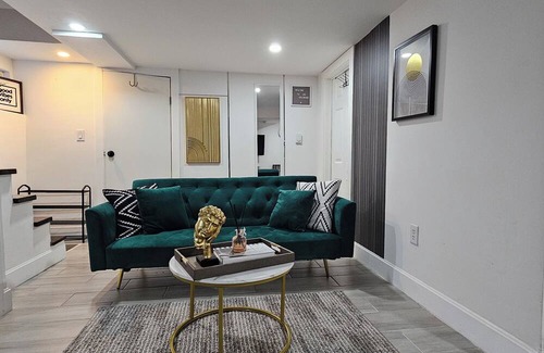 Irvington Apartamento | 1bed + 1.5bath - Newly remodeled Apartment close to EWR/NYC/Major Hospitals