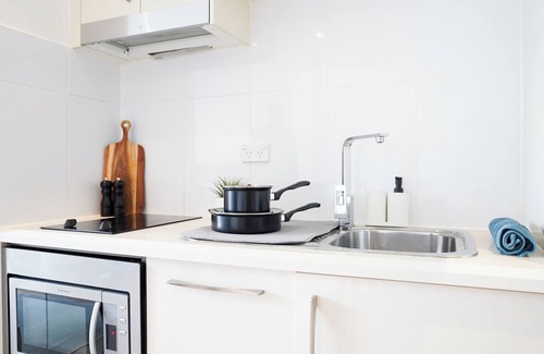 Waterloo Apartamento | 1BED-1BATH-GYM-POOL-CENTRAL LOCATION-NETFLIX-SLEEPS 4 GUESTS