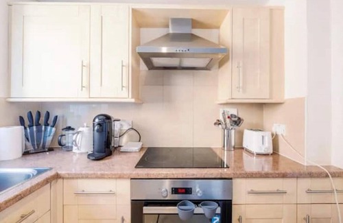 St. Helen's Apartamento | 1bed - Portobello and Westfield
