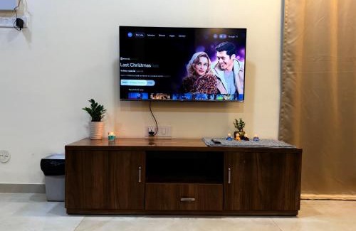 Andheri Apartamento | 1BHK- Modern spacious workstay - Livin Central
