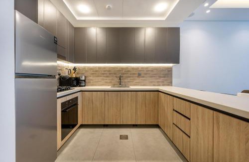 Al Satwa Apartamento | 1BHK Retreat with Modern Touches