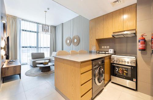 Sharjah Apartamento | 1BHK Sharjah Luxury Apartment - Designer Den
