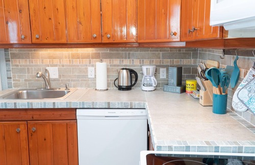 Bolongo Bay Condominio | 1BR/1BA New Oceanside Condo