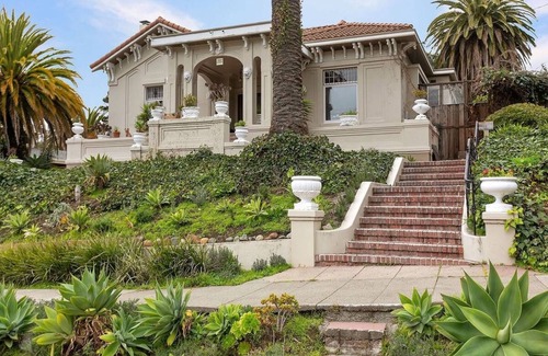 Piedmont Apartamento | 1BR, 1BA spacious, fully furnished unit in best area with laundry, Wi-Fi, TV.