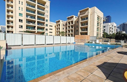 The Greens Apartamento | 1BR Apart in Al Dhafrah 2 The Greens