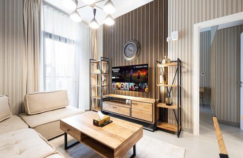 Sharjah Apartamento | 1BR Apartment With Balcony - 9 Mins to Sharjah Airport - Balcony Breeze