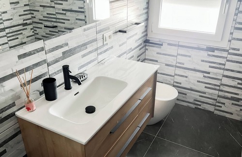 Savio Apartamento | 1BR Apt Sofa Bed Sleeps 4 Free Parking
