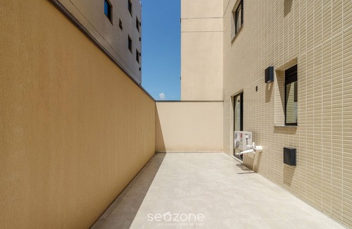Nacoes Apartamento | 1BR Apt w/Pool 650m From Beach Pdn0113