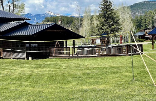 Pagosa Springs Casa | 1BR Cabin, High Creek Lodge & Cabins, Outdoor Hot Tubs & Skiing