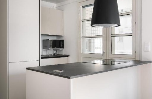 Hietalahti Apartamento | 1BR City Apartment with Balcony Next to the Sea