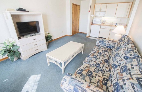 Duck Condominio | 1BR Coastal Condo w/ Pool Access