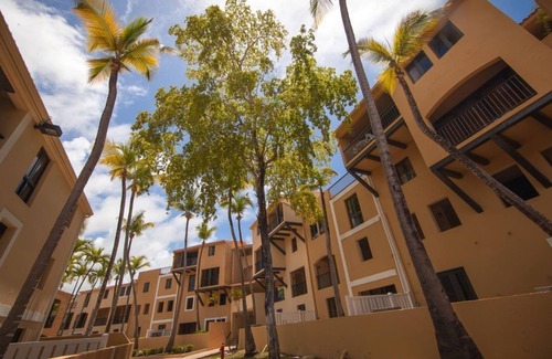 Candelero Abajo Condominio | 1BR Condo at Park Royal Club Cala with Kid's Pool