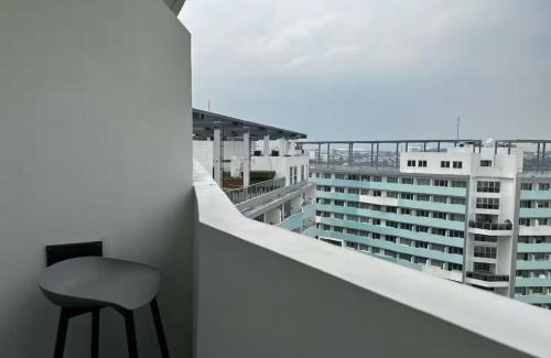 Matandang Balara Apartamento | 1BR Condo Unit in Quezon City with PS4 and FREE Pool Access