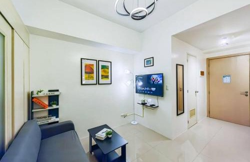 Barangka Ilaya Apartamento | 1BR Condotel with Balcony at SM Light Residences #LT06