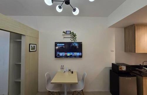 Barangka Ilaya Apartamento | 1BR Condotel with Balcony at SM Light Residences #LT07