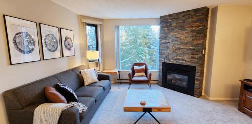 Upper Village Casa | 1BR Cozy Condo w Pool and Hot Tub by Harmony Whistler