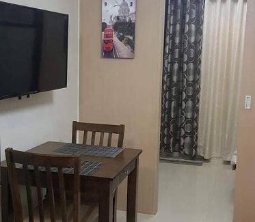 San Dionisio Apartamento | 1BR Deluxe Suite at Field Residences