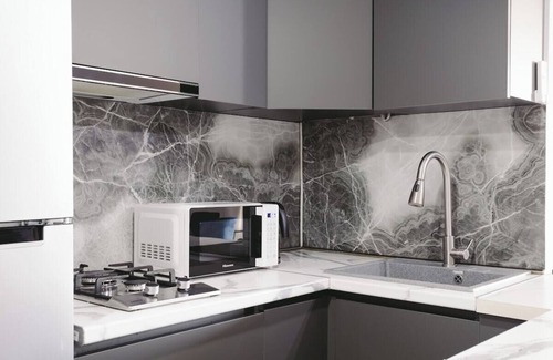 Erebuni Apartamento | 1BR/Downtown Serenity/Cityscape Bliss